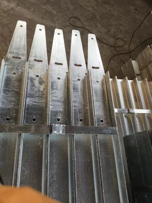 10 mm Demiryolu Yatak Galvanize Bracket Çit için Özel