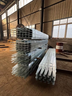 Galvanizli çelik açı bantı, dayanıklılık ve uygun fiyatlılığın mükemmel bir kombinasyonu.