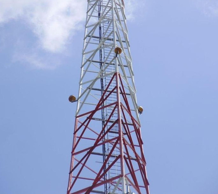 5G İletişim Sıcak Dip Galvanize Üçgen Çeyreği Çelik İletişim Kulesi Mobil Ağ ve Yayın İletişimine Uygun
